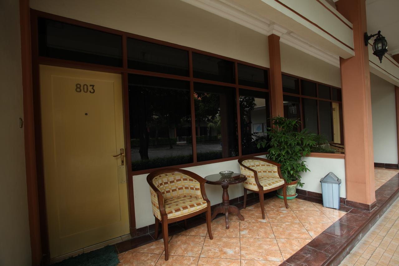 Langensari Hotel Cirebon Dış mekan fotoğraf